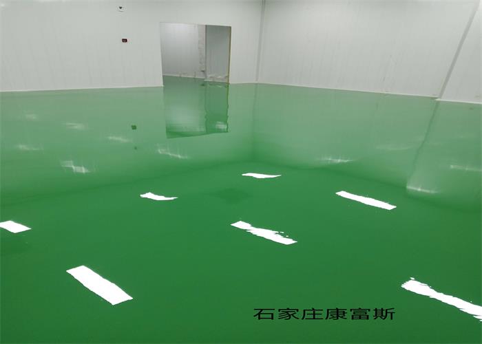 新疆某企業環氧地坪施工中！